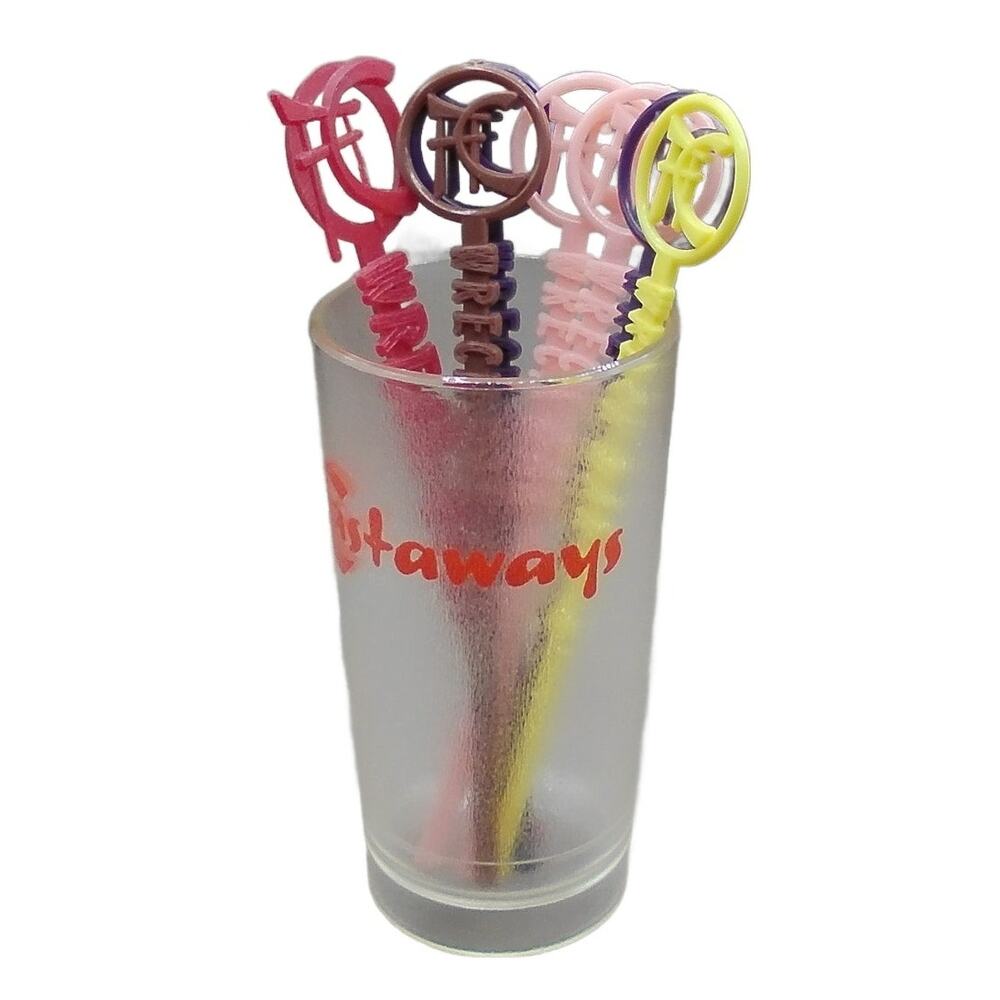 Castaways Resort Hotel Plastic Drink Cup & Wreck Bar Swizzle Stick Lot Miami MCM
